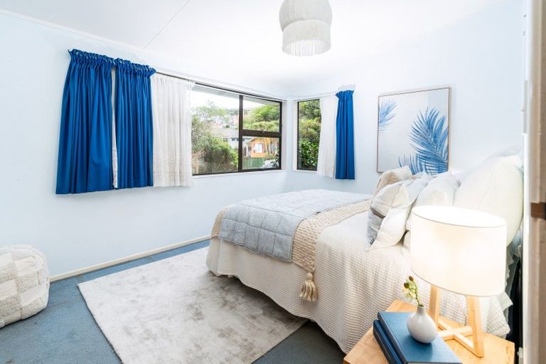 Photo of property in 56 Hazlewood Avenue, Karori, Wellington, 6012