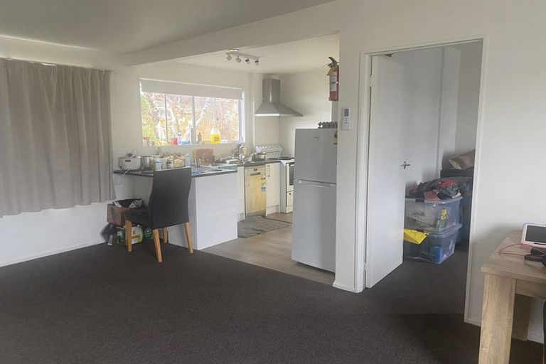 Photo of property in 1/158 Kings Crescent, Hutt Central, Lower Hutt, 5010