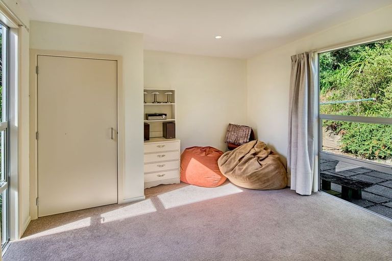 Photo of property in 53 Exploration Way, Whitby, Porirua, 5024