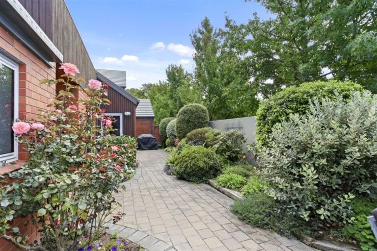 Photo of property in 70c Clyde Road, Ilam, Christchurch, 8041