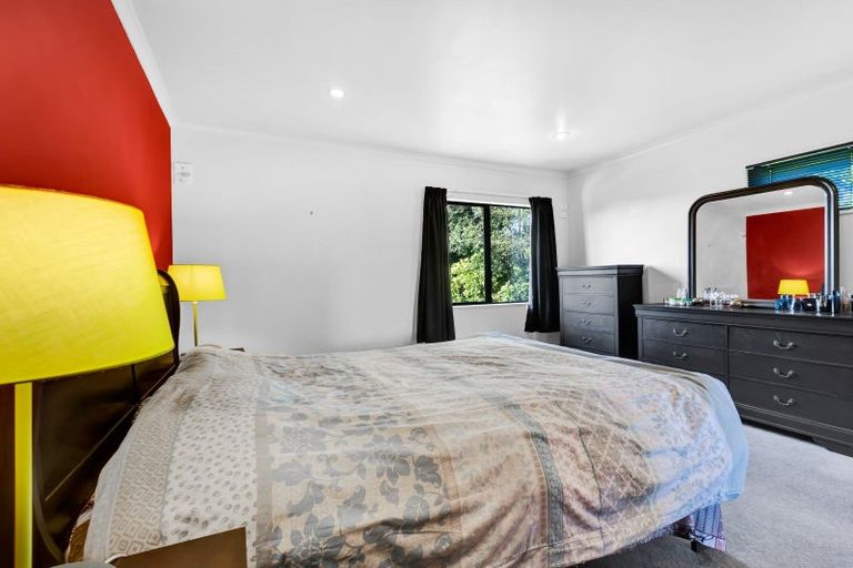 Photo of property in 10a Kororako Grove, Whalers Gate, New Plymouth, 4310