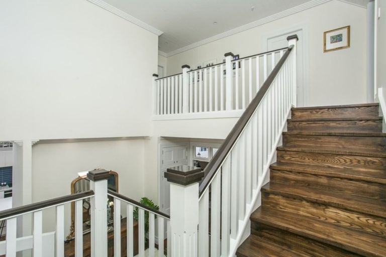 Photo of property in 21 Norwood Road, Bayswater, Auckland, 0622