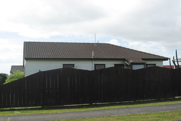 Photo of property in 1/83 Burundi Avenue, Clendon Park, Auckland, 2103