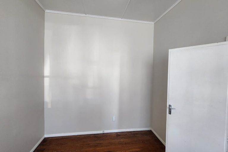 Photo of property in 62 Thompson Street, Mount Cook, Wellington, 6011