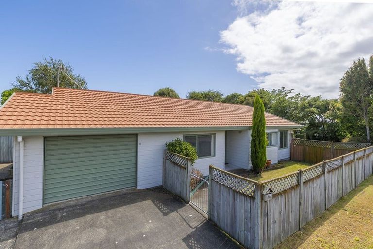 Photo of property in 35 Makarini Street, Paraparaumu, 5032