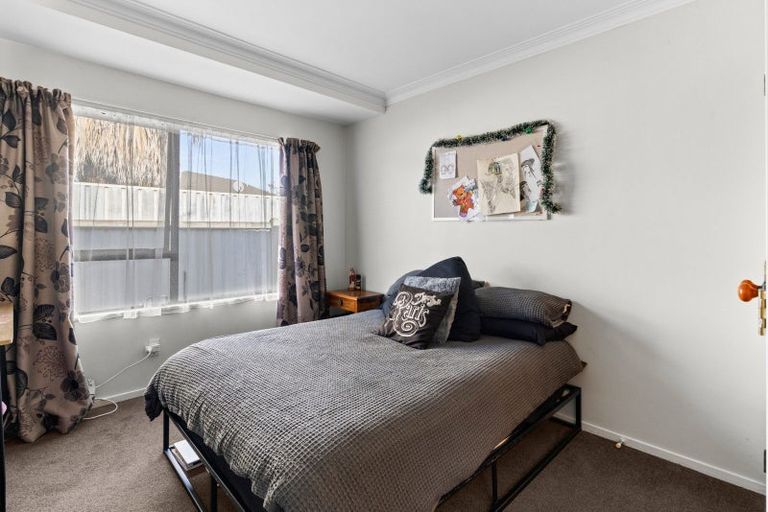 Photo of property in 34 Roskilda Crescent, Taradale, Napier, 4112
