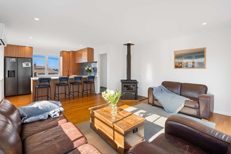 Photo of property in 16 Mclean Street, Oamaru North, Oamaru, 9400