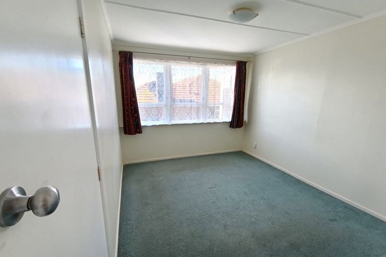 Photo of property in 42 Bracken Road, Paparangi, Wellington, 6037