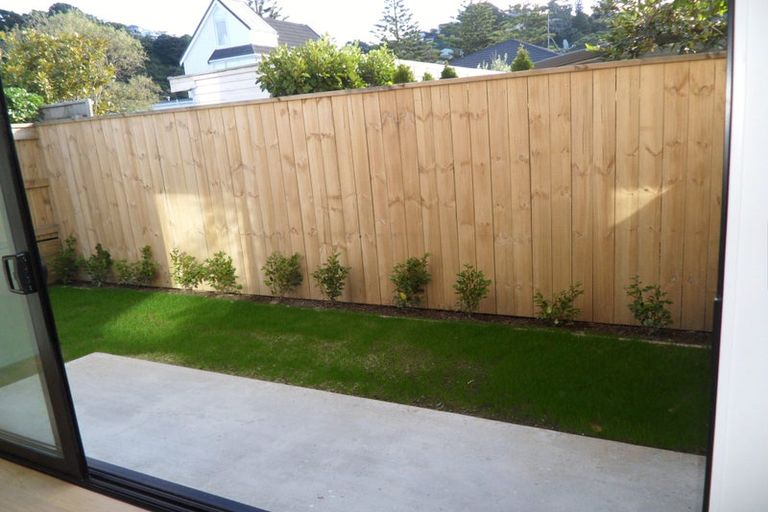 Photo of property in 16 Inglis Street, Seatoun, Wellington, 6022