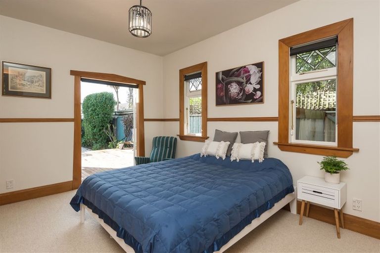 Photo of property in 119 Fifield Terrace, Opawa, Christchurch, 8023