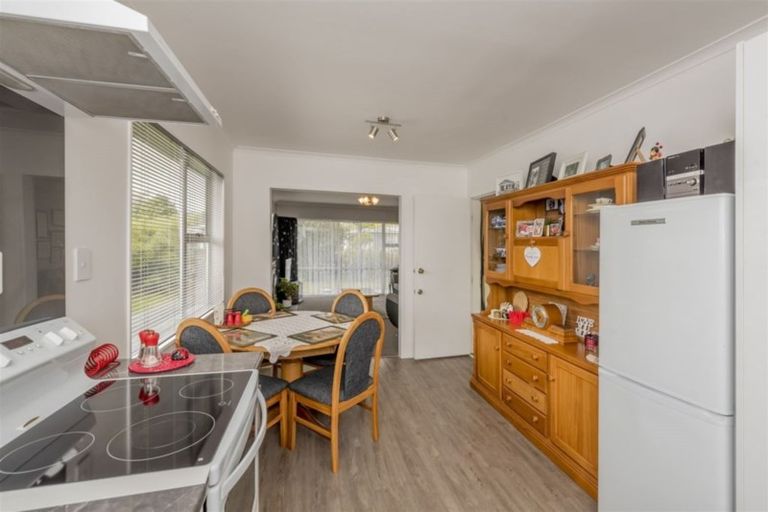 Photo of property in 19 Heather Street, Levin, 5510