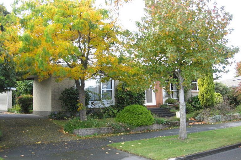 Photo of property in 3 Seagrave Place, Ilam, Christchurch, 8041