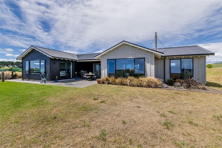 Photo of property in 161 Harakeke Road, Te Horo, Otaki, 5581