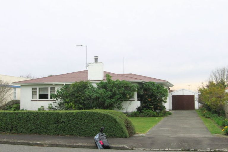 Photo of property in 19 Cassino Crescent, Onekawa, Napier, 4110