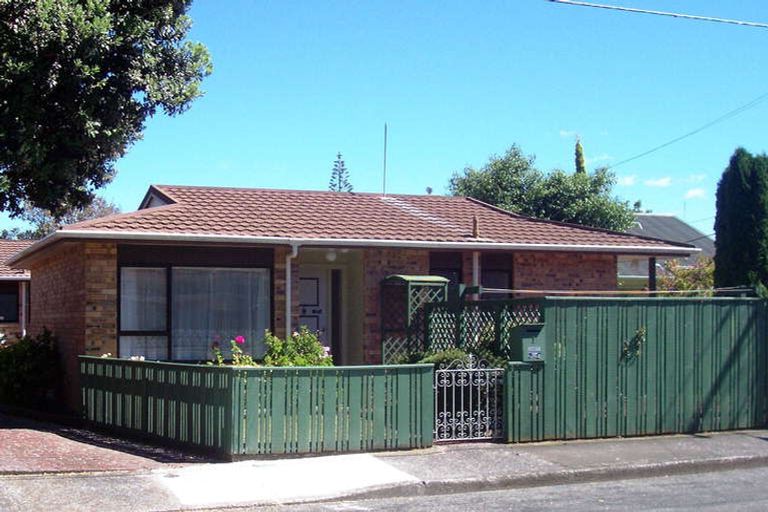 Photo of property in 1/18 Hinemoa Street, Waiwhetu, Lower Hutt, 5010