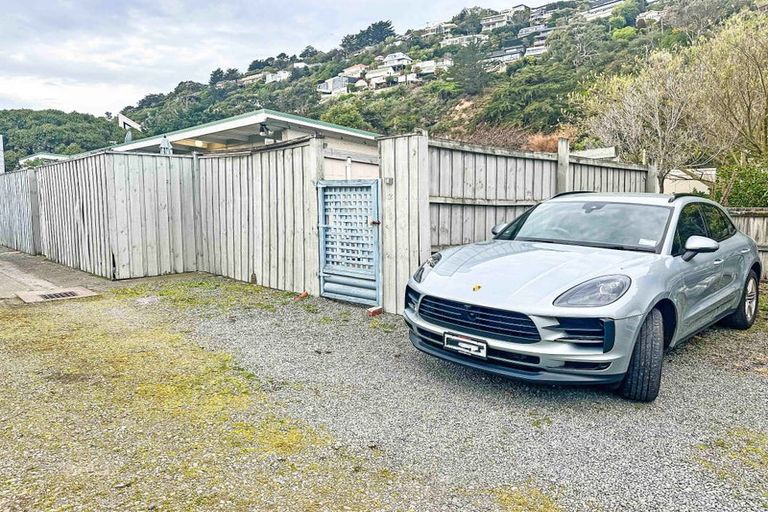 Photo of property in 2/3 Head Street, Sumner, Christchurch, 8081