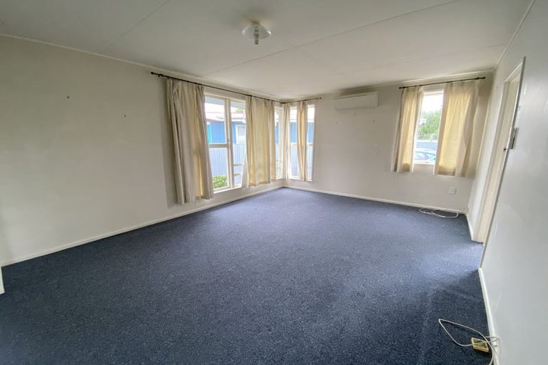 Photo of property in 17 Dover Road, Flaxmere, Hastings, 4120