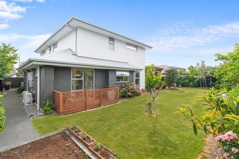 Photo of property in 1 Canter Lane, Aidanfield, Christchurch, 8025