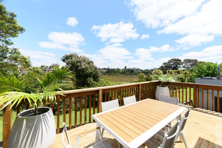 Photo of property in 13a Wharf Road, Te Atatu Peninsula, Auckland, 0610