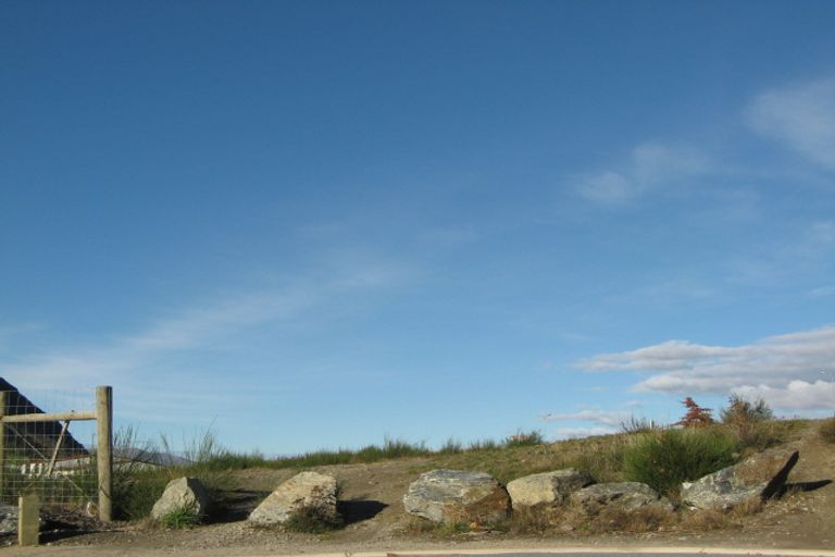 Photo of property in 20 Aspinall Street, Wanaka, 9305