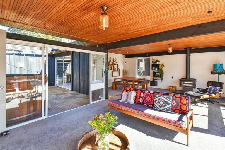 Photo of property in 28 Kahurangi Place, Snells Beach, 0920