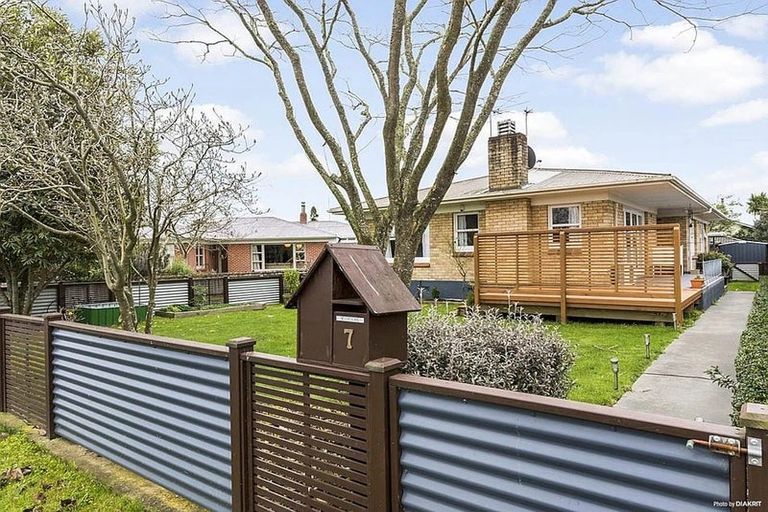 Photo of property in 7 Fausett Avenue, Pukekohe, 2120