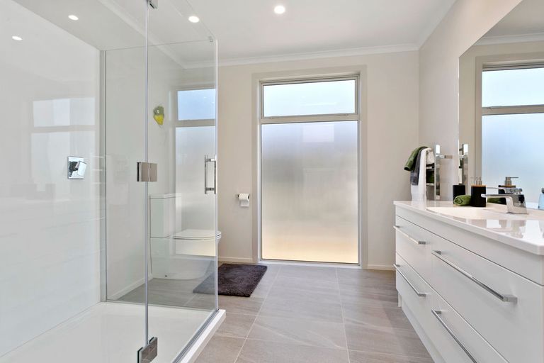 Photo of property in 14 Clifford Close, Leamington, Cambridge, 3432