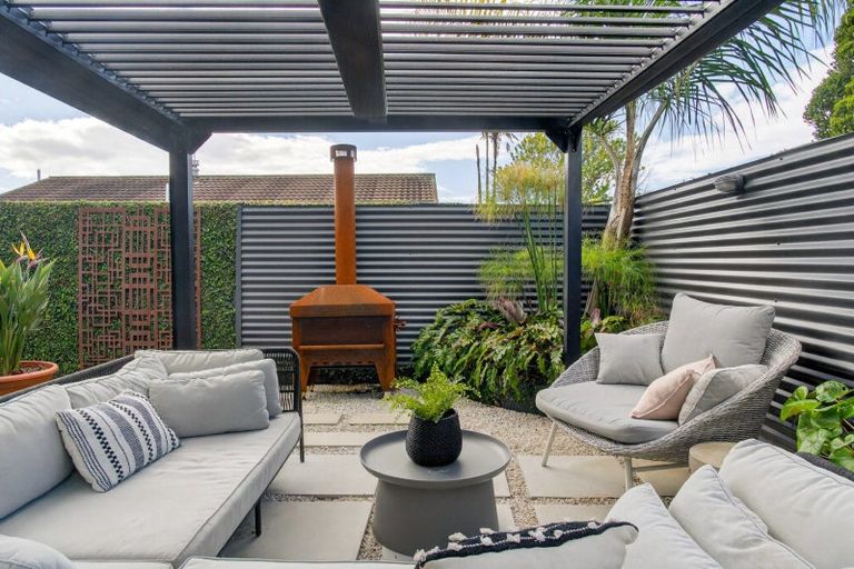 Photo of property in 6 Pemberton Crescent, Greerton, Tauranga, 3112