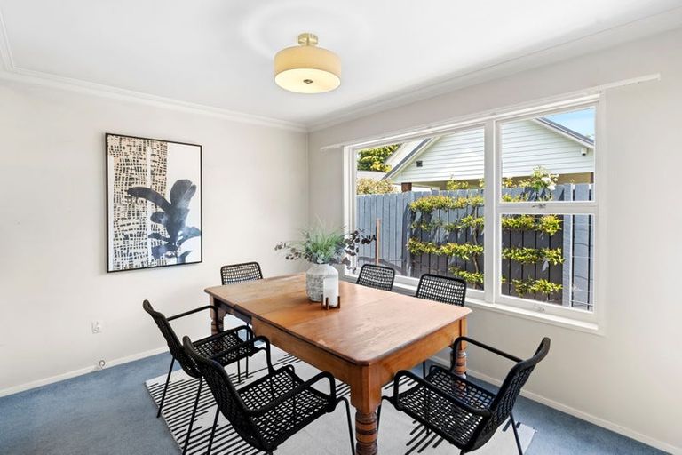 Photo of property in 2/14b Penhelig Place, Burnside, Christchurch, 8053