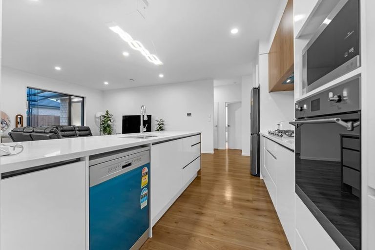 Photo of property in 1 Pipi Crescent, Tuakau, 2121