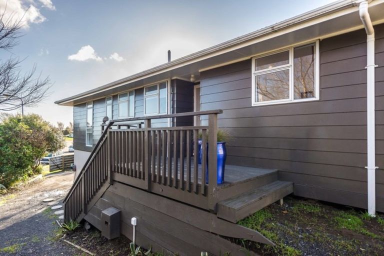 Photo of property in 15 Campbell Avenue, Paraparaumu, 5032