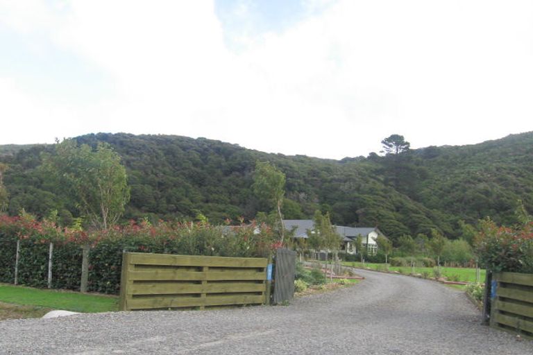 Photo of property in 45 Brookfield Lane, Wainuiomata, 5373