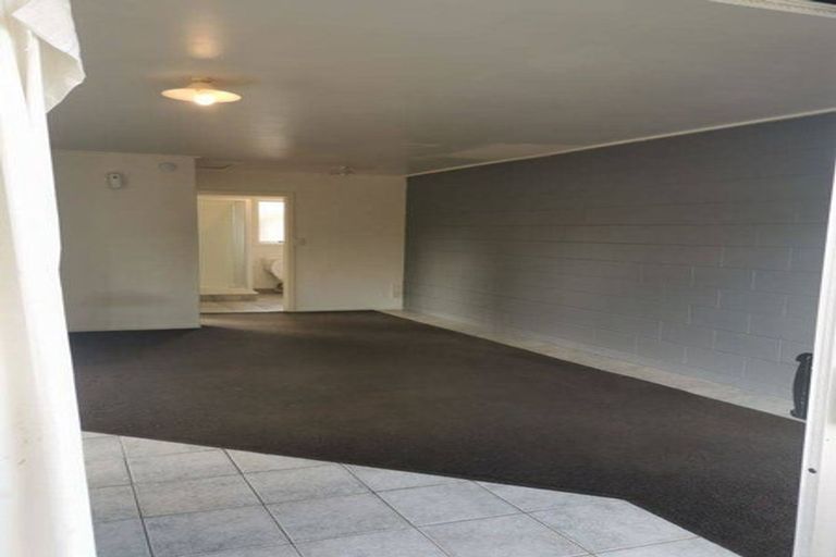 Photo of property in 35 Berkley Avenue, Hillcrest, Hamilton, 3216