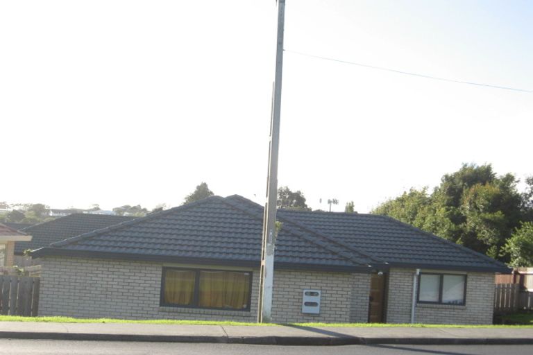 Photo of property in 48b Orams Road, Hillpark, Auckland, 2102