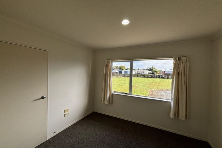 Photo of property in 3 Warwick Road, Stratford, 4332