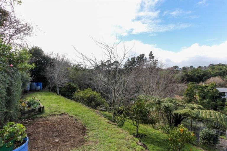 Photo of property in 62 Karina Road, Merrilands, New Plymouth, 4312