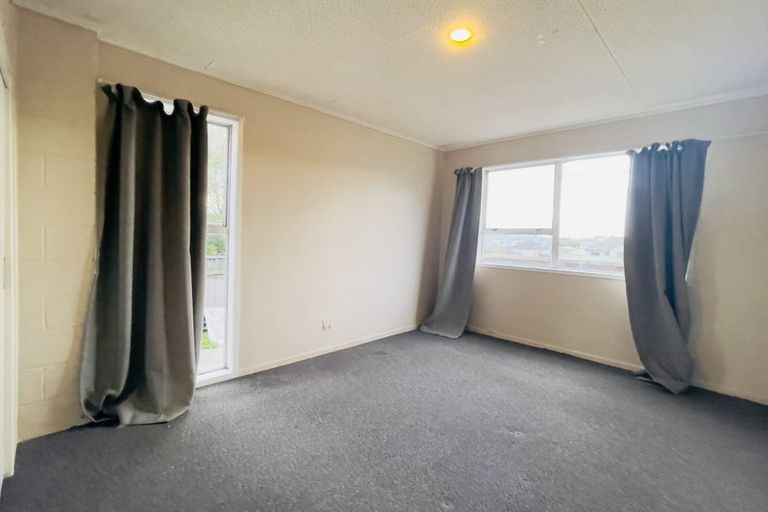 Photo of property in 72 Ridge Road, Howick, Auckland, 2014