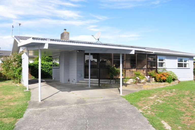 Photo of property in 69 Apollo Parade, Milson, Palmerston North, 4414