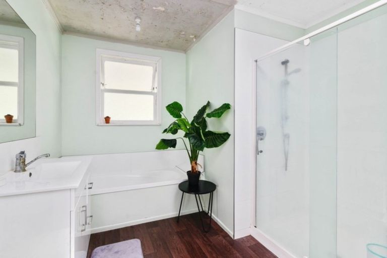 Photo of property in 17 Reeve Road, Owhata, Rotorua, 3010