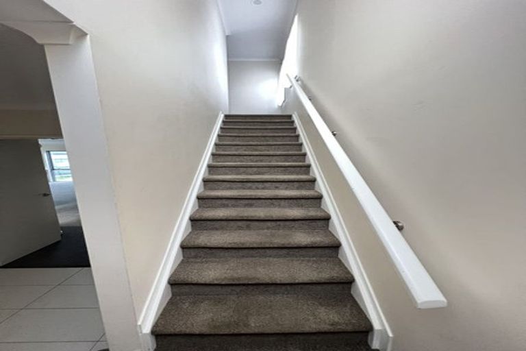 Photo of property in 394 Ormiston Road, Flat Bush, Auckland, 2019