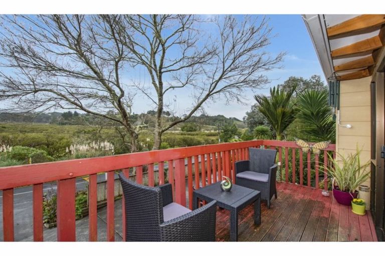 Photo of property in 3b Waimahanga Road, Onerahi, Whangarei, 0110