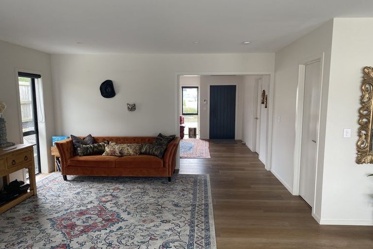 Photo of property in 4 Ruku Street, Long Bay, Auckland, 0630