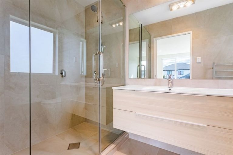 Photo of property in 7 Nephrite Lane, Henderson, Auckland, 0610