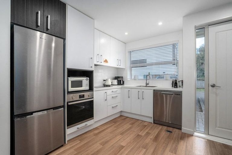 Photo of property in 11/8 Thatcher Crescent, Crofton Downs, Wellington, 6035