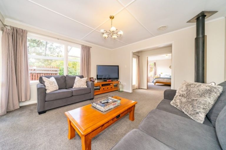 Photo of property in 9 Maymorn Road, Te Marua, Upper Hutt, 5018