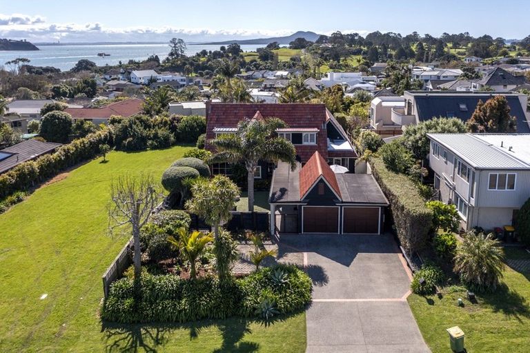 Photo of property in 14 Lynton Road, Bucklands Beach, Auckland, 2012
