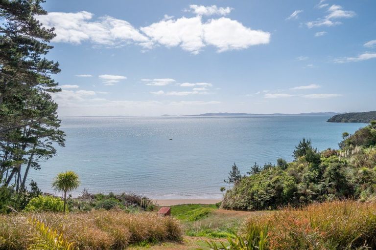 Photo of property in 60 Peninsula Parade, Hihi, Mangonui, 0494