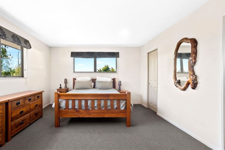 Photo of property in 18 Country Palms Drive, Halswell, Christchurch, 8025