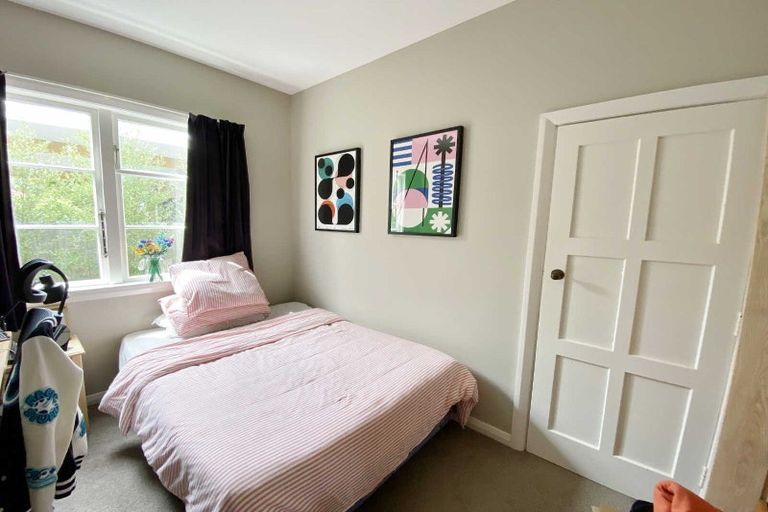 Photo of property in 25 Stoke Street, Sumner, Christchurch, 8081