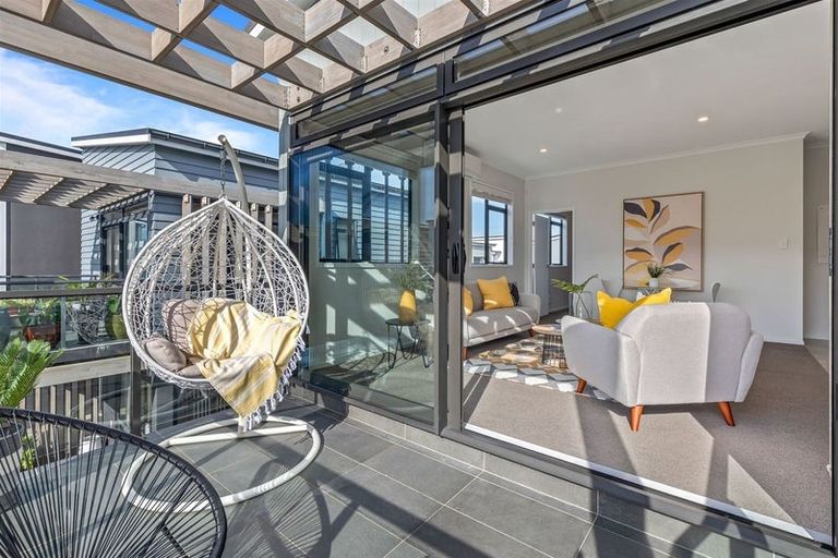 Photo of property in 26 Mollusc Road, Hobsonville, Auckland, 0616